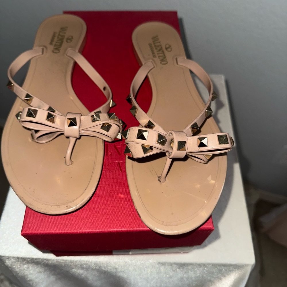 Valentino Garavani Pink Studded Sandals - Picture 5 of 8
